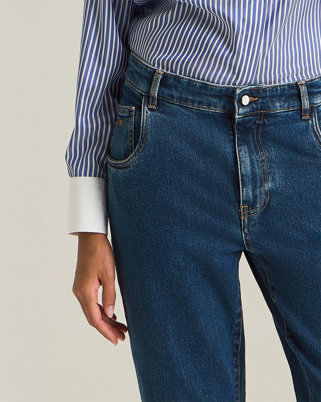 TAILORED CARROT JEANS - Image 4