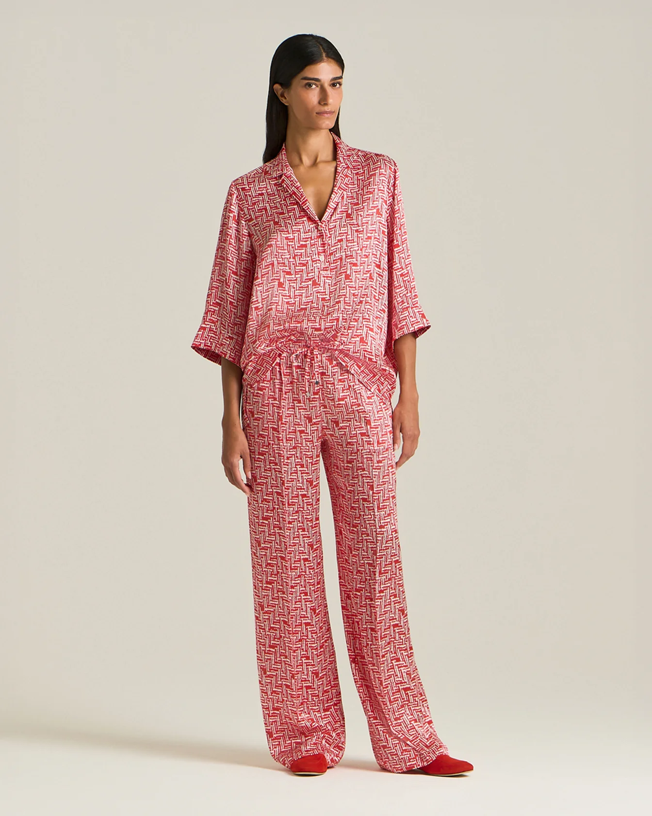 SILK TROUSERS WITH SCARLET STAIRS PATTERN - Image 5