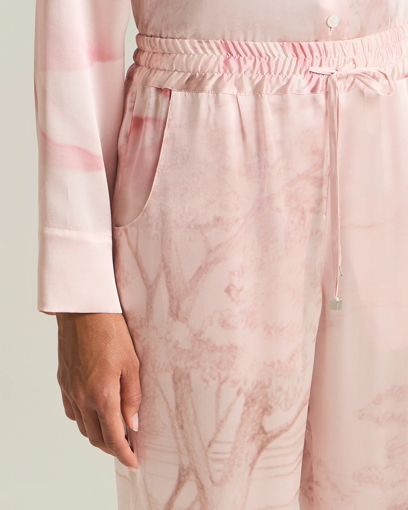 PRINTED SILK TROUSERS - Image 4