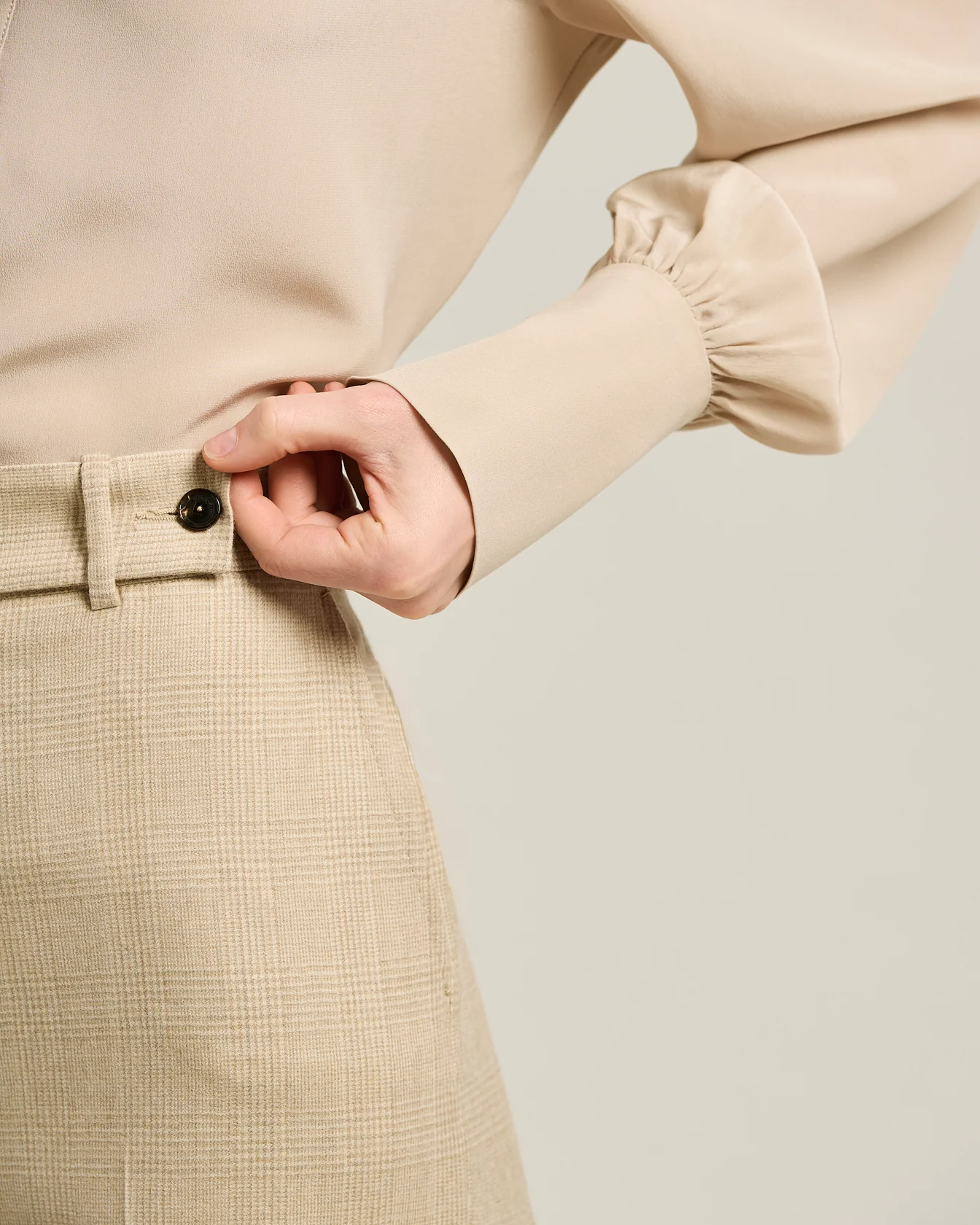 HIGH-WAIST PALAZZO TROUSERS PRINCE OF WALES IN WOOL BLEND BEIGE - Image 4