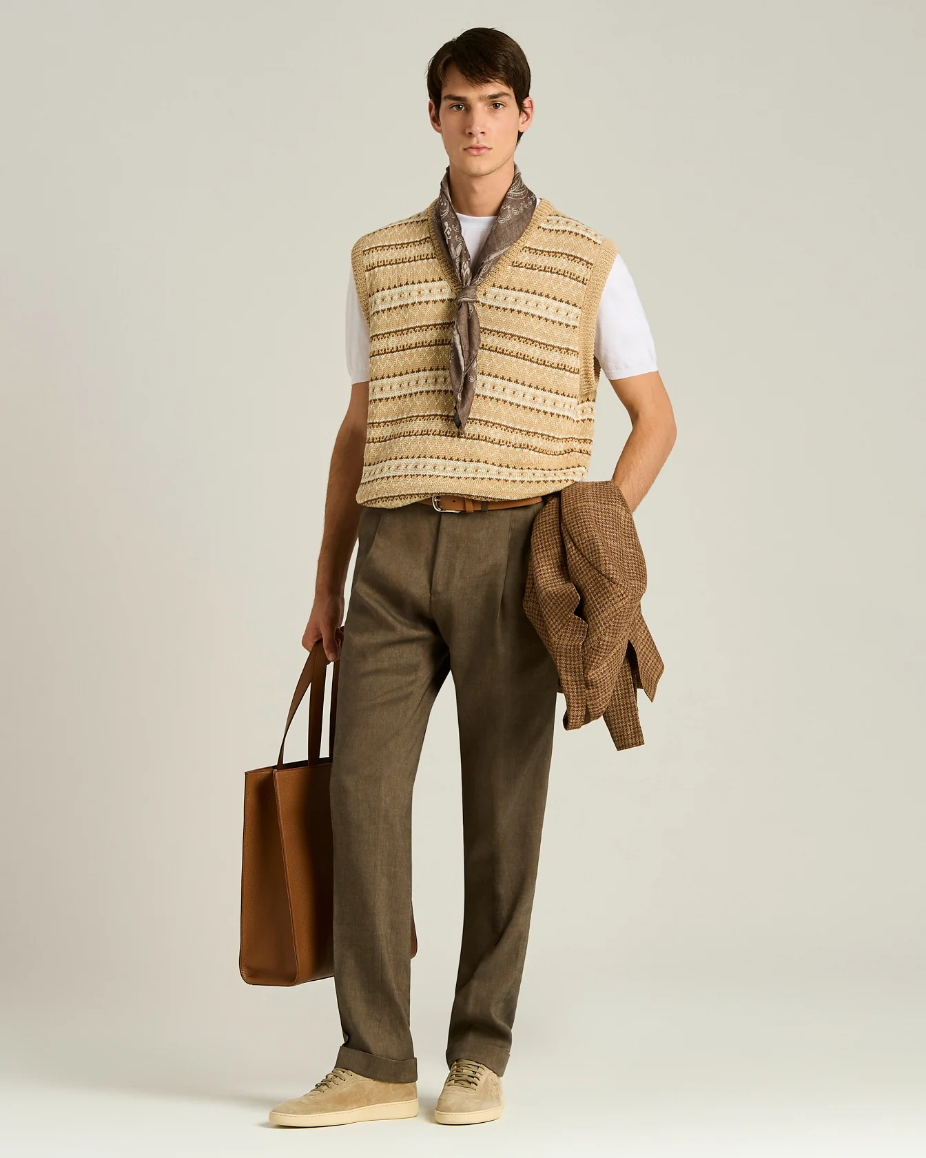 PURE LINEN V-NECK SWEATER VEST BEIGE IN BROWN - Image 5