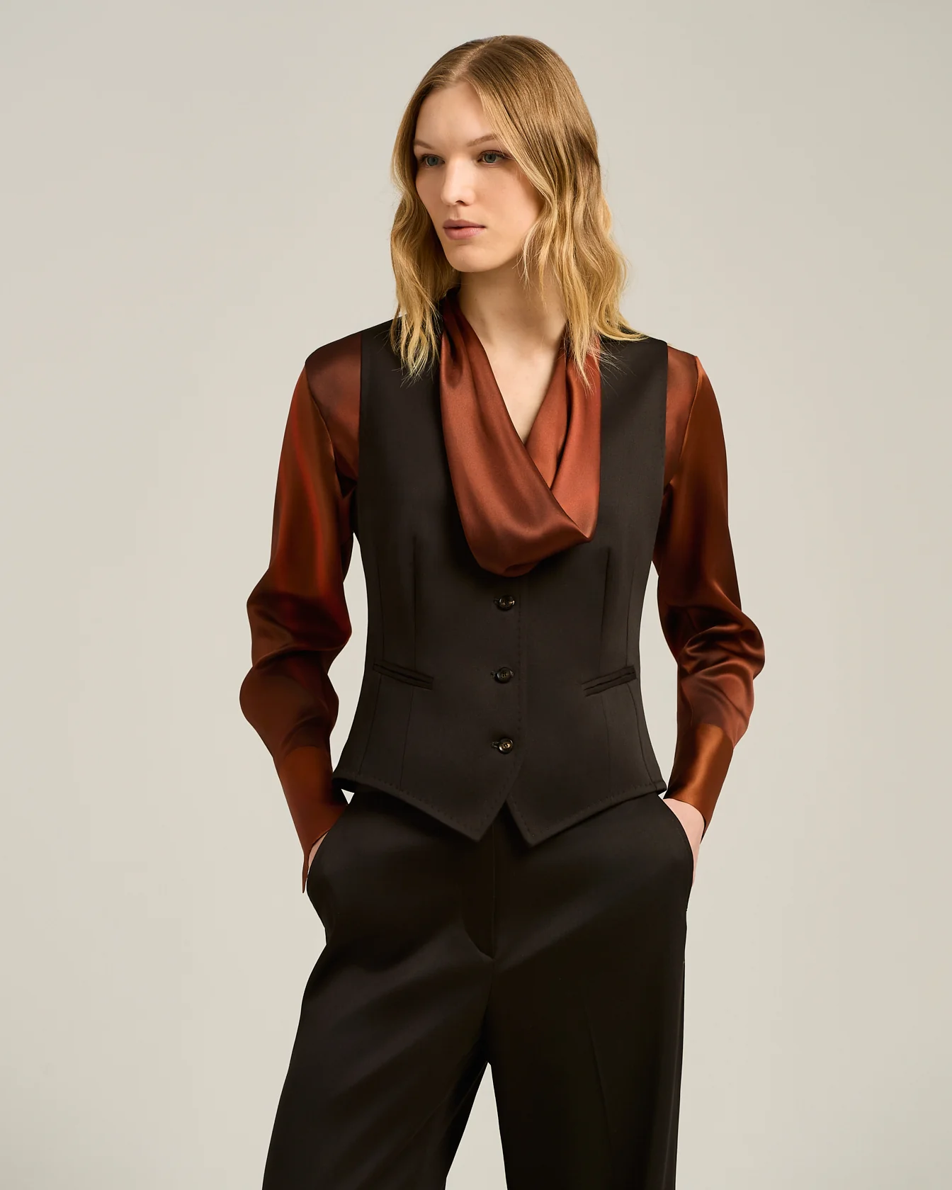 WAISTCOAT IN STRETCH VIRGIN WOOL DARK BROWN - Image 2