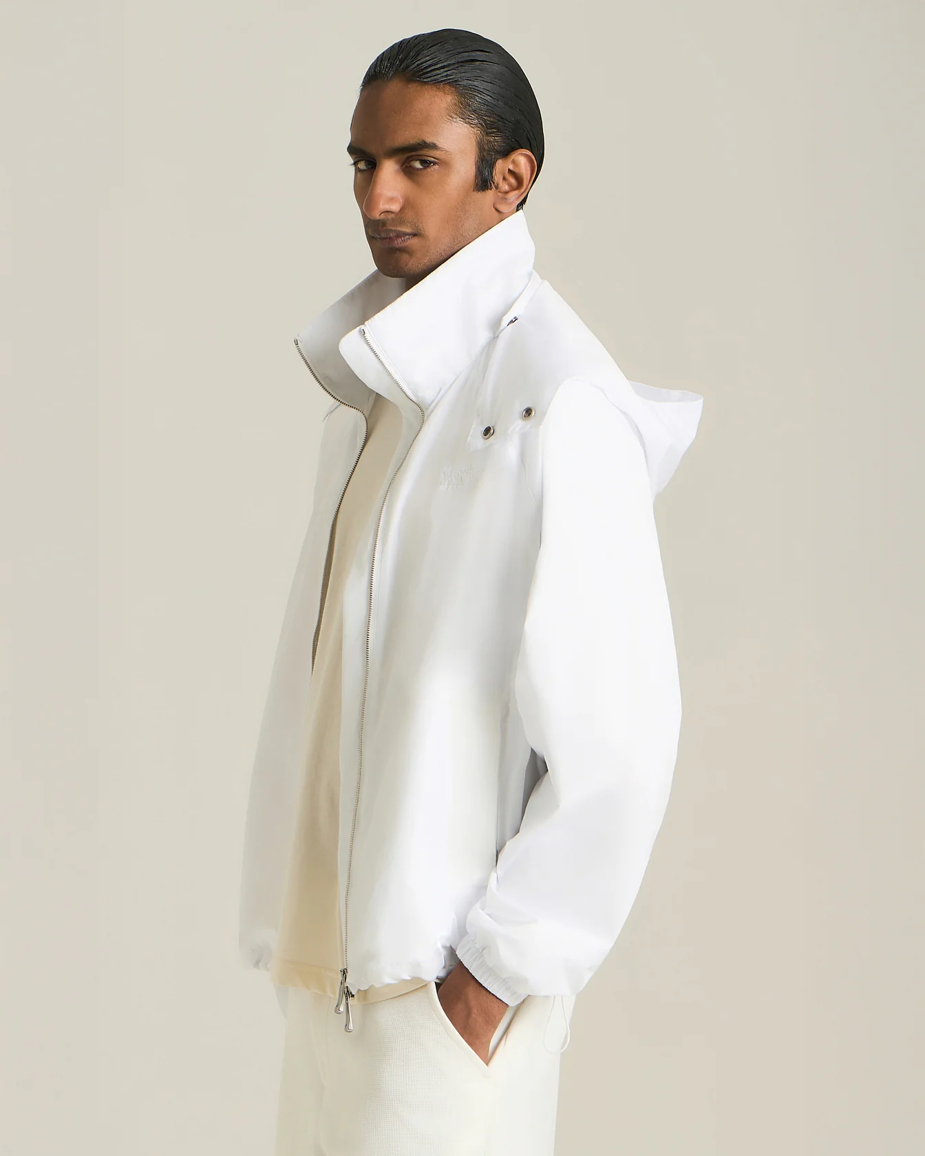 KNT HOODED WINDBREAKER - Image 4